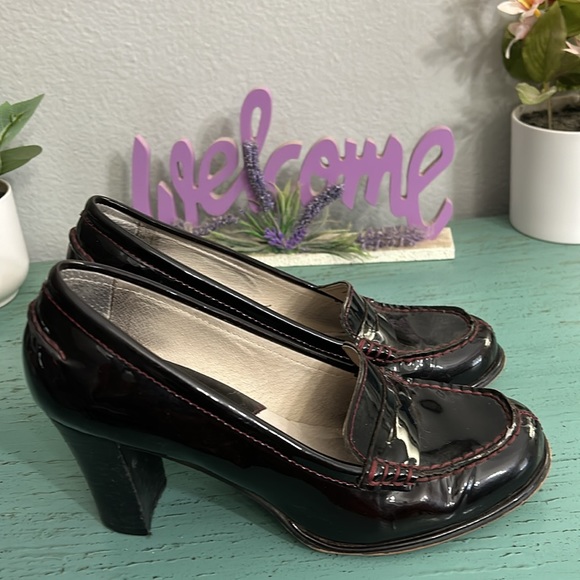 Michael Kors Shoes SZ 7.5 - Picture 2 of 6